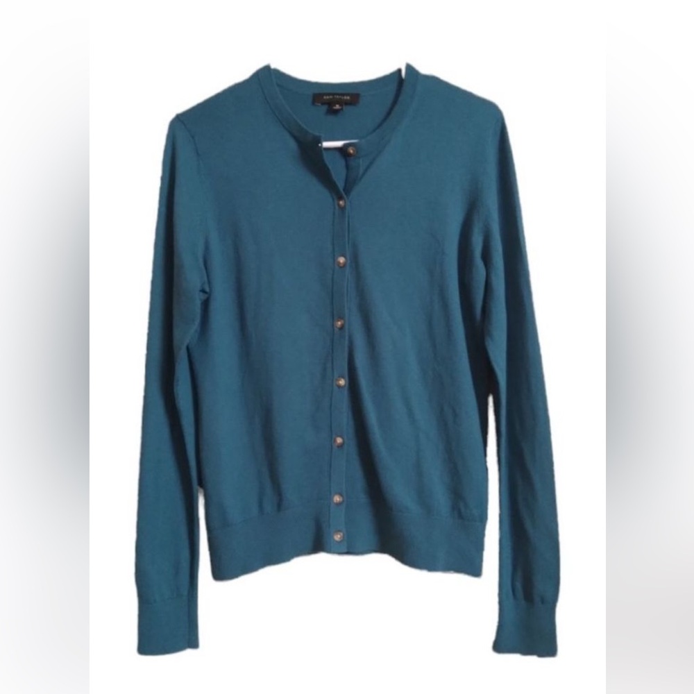 Ann Taylor Size Medium Blue Long Sleeve Lightweight Button Front Cardigan GUC